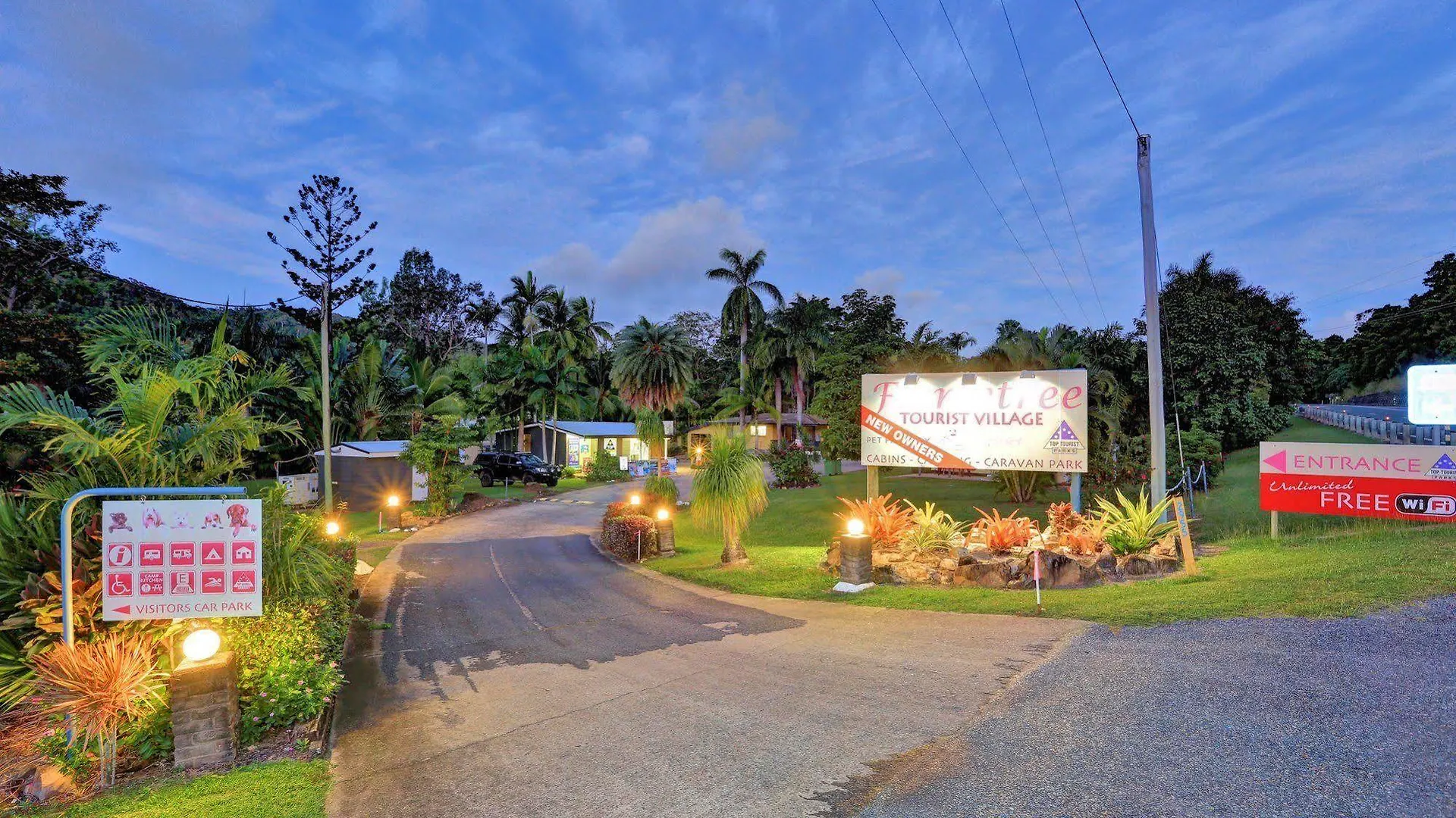 *** Holiday park Big4 Whitsundays Tropical Eco Resort Airlie Beach Australia