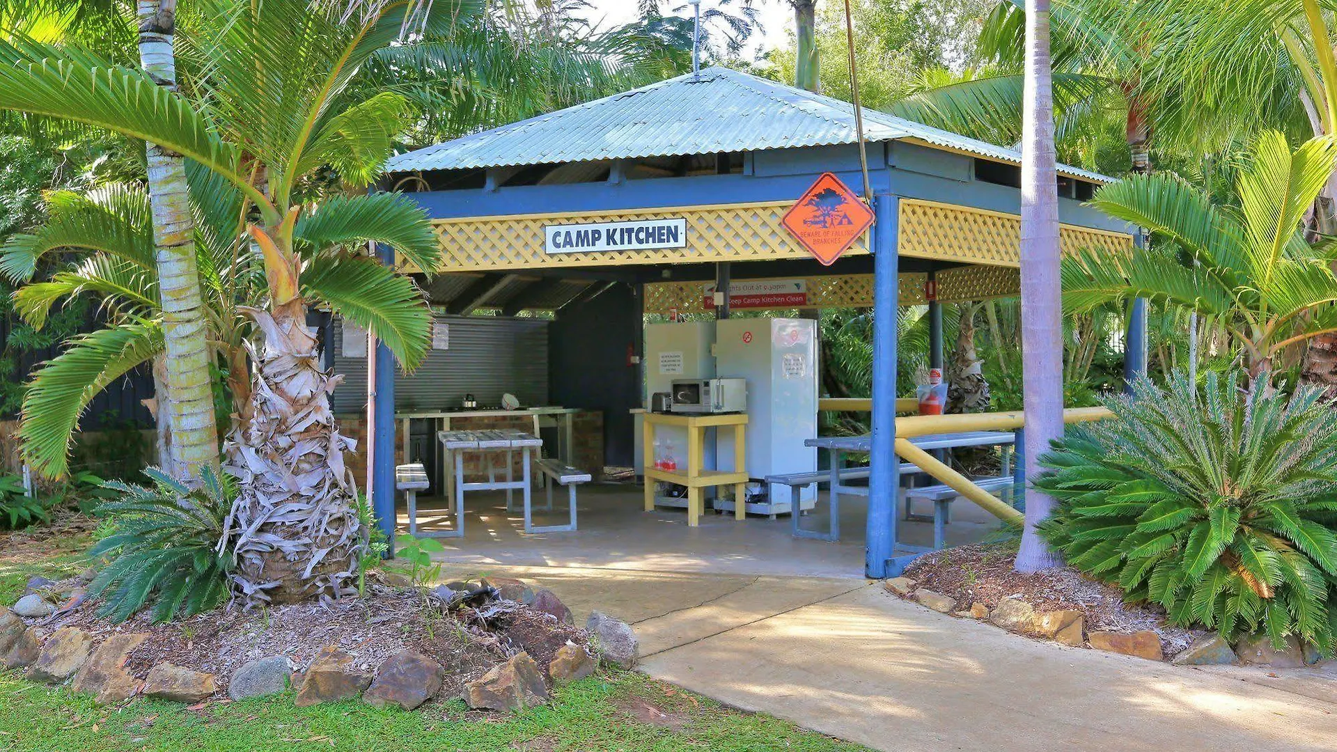 *** Holiday park Big4 Whitsundays Tropical Eco Resort Airlie Beach Australia
